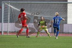 2. Fußball-Liga - Frauen - Saison 2022/2023 - FC Ingolstadt 04 - SC Sand - Torwart Maier Franziska (Nr.1 - FC Ingolstadt 04 ) - König Cindy blau SC Sand - Foto: Meyer Jürgen