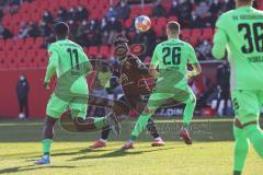 2.BL; FC Ingolstadt 04 - SV Sandhausen; Zweikampf Kampf um den Ball Hans Nunoo Sarpei (18 FCI) Bachmann Janik (26 SVS) gelb rote Karte für Hans Nunoo Sarpei (18 FCI)