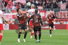 3. Liga; FC Ingolstadt 04 - Rot-Weiss Essen; Fredrik Carlsen (8, FCI) Sietan Janne (22 RWE) Joseph Ganda (16, FCI)