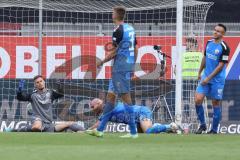 2.BL; FC Ingolstadt 04 - Werder Bremen, Tor für bremen, Torwart Fabijan Buntic (24, FCI) Nico Antonitsch (5, FCI) Dominik Franke (3 FCI) Filip Bilbija (35, FCI) enttäuscht