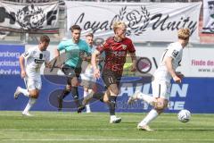 3. Liga; FC Ingolstadt 04 - SV Elversberg; Tobias Bech (11, FCI) Feil Manuel (7 SVE)