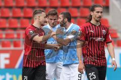 3. Liga - FC Ingolstadt 04 - TSV 1860 München - Streit zwischen Tobias Schröck (21, FCI) Mölders Sascha (9, 1860)