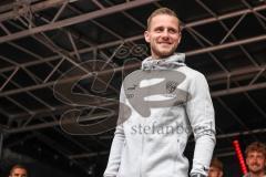 3. Liga; FC Ingolstadt 04 - offizielle Mannschaftsvorstellung auf dem Ingolstädter Stadtfest, Rathausplatz; Torwart Marius Funk (1, FCI)