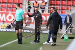 3. Liga; FC Ingolstadt 04 - FC Viktoria Köln; an der Seitenlinie, Spielerbank schimpft Cheftrainer Michael Köllner (FCI) Sportdirektor Ivica Grlic  (FCI)