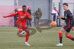 A - Junioren Bundesliga Süd/Südwest -  Saison 2021/2022 - FC Ingolstadt 04 - Eintracht Frankfurt - Nduka Donald (#4 FCI) - Foto: Meyer Jürgen