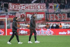 3. Liga; FC Ingolstadt 04 - Rot-Weiss Essen; Spiel ist aus Niederlage, hängende Köpfe Cheftrainerin Sabrina Wittmann (FCI) Co-Trainer Patrick Schönfeld (FCI)