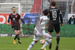 2.BL; FC Ingolstadt 04 - Hannover 96; Jonatan Kotzke (25, FCI) Marcel Gaus (19, FCI) Sei Muroya (21 Han)