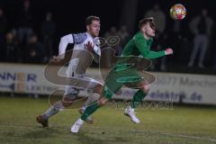 Landesliga - Saison 2024/25 - SV Manching - FC Ehekirchen - Fabian Neumayer (Nr.9 - SV Manching) - Ledl Niklas weiss Ehekirchen - Foto: Meyer Jürgen
