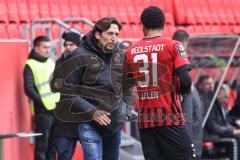 3. Liga; FC Ingolstadt 04 - 
VfB Oldenburg; an der Seitenlinie, Spielerbank Sportdirektor Ivica Grlic  (FCI) #redet mit Justin Butler (31, FCI)