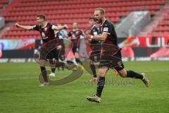 2.BL; FC Ingolstadt 04 - Hannover 96; Tor, gilt nicht Jubel Maximilian Beister (11, FCI) Stefan Kutschke (30, FCI)