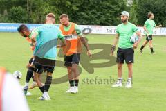 Testspiel -SV Manching - TSV Abensberg - Reichenberger Fabian - Trainer - (SV Manching) - beim warm machen - Foto: Jürgen Meyer