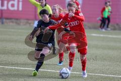 2. Frauen-Bundesliga - Saison 2021/2022 - FC Ingolstadt 04 - Eintracht Frankfurt II - Reischmann Stefanie (#21 FCI) - Hirata Mai Frankfurt schwarz - Foto: Meyer Jürgen