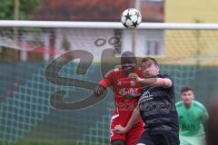 Kreisklasse - Saison 2024/25- Türkisch SV Ingolstadt - FC Gelbelsee-  - Johannes Regler schwarz Gelbelsee - Ousseynou Tamba rot Türkisch - Foto: Meyer Jürgen