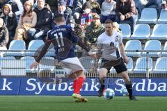 2.BL; Holstein Kiel - FC Ingolstadt 04 - Marcel Gaus (19, FCI) Reese Fabian (11 Kiel)