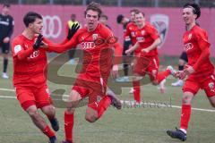 A-Junioren - Bundesliga Süd Fc Ingolstadt 04 - SC Freiburg - Der 2:2 Ausgleichstreffer durch Causevic Benjamin (Nr.10 - FC Ingolstadt A-Jugend) - Jantunen Jasso Torwart Freiburg - jubel -  Foto: Meyer Jürgen