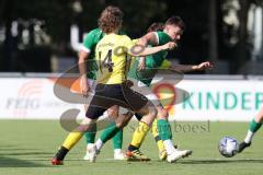 Kreisliga - Saison 2023/2024 - FC Gerolfing - FC Hitzhofen/Oberzell - Leo Zängler grün Gerolfing - Niclas Filser
 gelb Hitzhofen #21 - Vincent Eichhorn gelb Hitzhofen #14- Foto: Meyer Jürgen