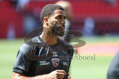 3. Liga; FC Ingolstadt 04 - Würzburger Kickers; vor dem Spiel Keanan Bennetts (18 FCI)