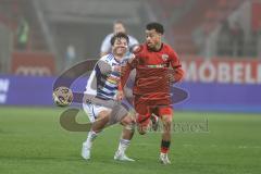 3. Liga; FC Ingolstadt 04 - MSV Duisburg; Emilio Kehrer (44, FCI) Symalla Jan-Simon (23 MSV) Zweikampf Kampf um den Ball