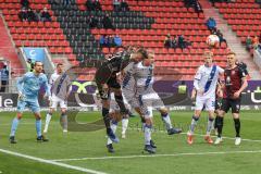 2.BL; FC Ingolstadt 04 - Karlsruher SC; Kopfball Stefan Kutschke (30, FCI) Filip Bilbija (35, FCI) Christian Gebauer (22, FCI) fBreithaupt Tim (38 KSC)