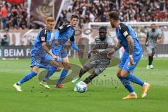 2.BL; FC St. Pauli - FC Ingolstadt 04, Christian Gebauer (22, FCI) Patrick Schmidt (32, FCI) Merlin Röhl (34, FCI) Aremu Afeez (14 Pauli)