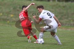 Kreisliga - Saison 2025/26- SV Zuchering - FC Mindelstetten - Leander Friedl rot Zuchering - Christoph Riegler weiß Mindelstetten  - Foto: Meyer Jürgen