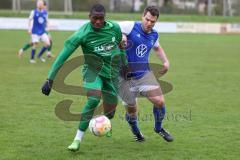 Bezirksliga - Saison 2022/2023 - SV Manching  - TSV Rohrbach - Kremer Daniel blau Rohrbach - Diallo Mamadou grün Manching - Foto: Meyer Jürgen