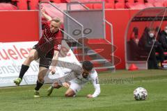 3. Liga - Fußball - FC Ingolstadt 04 - SV Meppen - Zweikampf Ilmari Niskanen (22, FCI) Amin Hassan (7  Meppen)