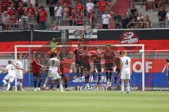 3.Liga - Saison 2022/2023 - FC Ingolstadt 04 -  1. FC Saarbrücken - Torwart Marius Funk (Nr.1 - FCI) - #sb9 - Pius Krätschmer (Nr.4 - 1. FC Saarbrücken) - #Patrick Schmidt (Nr.9 - FCI) - Röhl Merlin (Nr.34 - FCI) - Freistoss für <saarbrücken der knapp am 