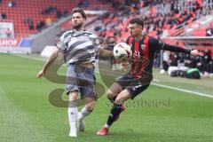 3. Liga; FC Ingolstadt 04 - SV Sandhausen; Zweikampf Kampf um den Ball Dennis Borkowski (7, FCI) Girdvainis Edvinas (2 SVS)