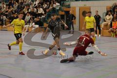 Lotto Bayern Hallencup - Lindenkreuzhalle Saison 2024/25 - FC Hitzhofen - FC Türk Sport Garching  - Valentin Puhar TW Hitzhofen - Thomas Schreiner schwarz Türk Garching - Foto: Meyer Jürgen