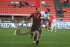 3.Liga - Saison 2022/2023 - FC Ingolstadt 04 -  SV Meppen - Patrick Schmidt (Nr.9 - FCI) - Yannick Osee (Nr.4 - SV Meppen) - Foto: Meyer Jürgen