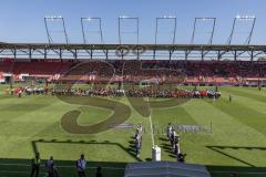 3. Liga; FC Ingolstadt 04 - Würzburger Kickers; vor dem Spiel Spalier die Ingolstädter Stadtwache, hinten die Feuerwehren der Region