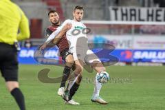 3. Liga; FC Ingolstadt 04 - Erzgebirge Aue; Zweikampf Kampf um den Ball Lukas Fröde (34, FCI)