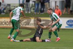 Landesliga - Saison 2025/26 - SV Manching - FC Memmingen II - Kouki Rayen #18 Manching - Henkel Moritz schwarz Memmingen  - Luca Oehler (Nr.3 - SV Manching) rechts - Foto: Meyer Jürgen