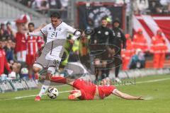3. Liga; Energie Cottbus - FC Ingolstadt 04; Zweikampf Kampf um den Ball Deniz Zeitler (38, FCI) Halbauer Phil (11 EC)