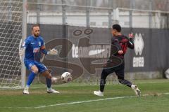 3. Liga - Testspiel - Saison 2025/26 - FC Ingolstadt 04 - SSV 1846 Ulm - Emilio Kehrer (Nr.44 - FCI) mit einer Torchance - Torwart Christian  Ortag (Nr.39 - SSV Ulm) - Foto: Meyer Jürgen