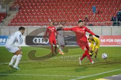 3. Liga - FSV Zwickau - FC Ingolstadt 04 - Frick Davy (19 Zwickau) rettet den Ball, Dennis Eckert Ayensa (7, FCI) Torwart Brinkies Johannes (1 Zwickau)