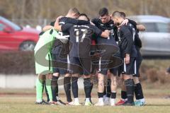 Bezirksliga - Saison 2024/25- TSV Gaimersheim - FC Aschheim -  Die Mannschaft bildet einen Kreis vor dem Spiel -  - XXXXX - Foto: Meyer Jürgen