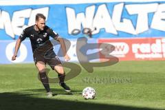 3. Liga - 1. FC Magdeburg - FC Ingolstadt 04 - Schuß Michael Heinloth (17, FCI)