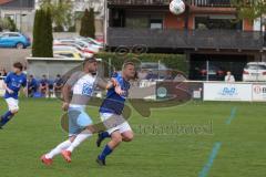 Kreisklasse - Saison 2025/26- TSV Großmehring - SV Oberstimm-  - Maximilian Samweber blau Großmehring - Jonas Weidinger weiss Oberstimm  - Foto: Meyer Jürgen