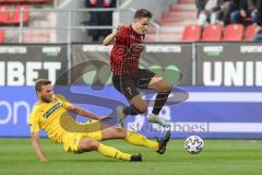 Relegation 1 - FC Ingolstadt 04 - VfL Osnabrück - Dennis Eckert Ayensa (7, FCI) im Alleingang überwindet Beermann Timo (33 VfL) und erzielt das 3:0 Tor Jubel, lupft über Torwart Kühn Philipp (22 VfL)