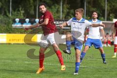 Kreisliga - Saison 2023/2024 - Türk SV Ingolstadt - TSV Mümchsmünster - Raphael Reichenberger rot Türk SV - Moritz Feigl weiss M-münster - Foto: Meyer Jürgen