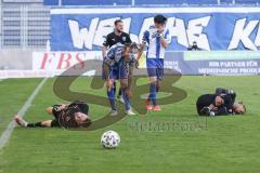 3. Liga - 1. FC Magdeburg - FC Ingolstadt 04 - Patrick Sussek (37, FCI) links und rechts Caniggia Ginola Elva (14, FCI) wurden gefoult