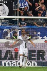 2.BL; Karlsruher SC - FC Ingolstadt 04; Nico Antonitsch (5, FCI) ärgert sich
