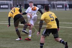 AUDI - Schanzer Amateur Cup - Halbfinale 2 - Saison 2024/25 - TSV Lichtenau - SV Hundszell - Marco Fürholzer gelb Lichtenau - Tobias Eichinger weiss Hundszell - Bastian Wagner gelb Lichtenau - Foto: Meyer Jürgen