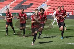 3. Liga - FC Ingolstadt 04 - FSV Zwickau - Elfmeter Tor Jubel 3:2, Dennis Eckert Ayensa (7, FCI) zeigt sein 7 mit Francisco Da Silva Caiuby (13, FCI) Filip Bilbija (35, FCI) Caniggia Ginola Elva (14, FCI) Michael Heinloth (17, FCI) Merlin Röhl (34, FCI)