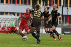 2. Frauen-Bundesliga - Saison 2021/2022 - FC Ingolstadt 04 - SV Meppen - Reischmann Stefanie (#21 FCI) - Becker Bianca #5 schwarz Meppen - Kismann Lynn #26 schwarz Meppen - Foto: Meyer Jürgen