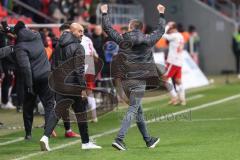 3. Liga; FC Ingolstadt 04 - 
Rot-Weiss Essen; Sieg Jubel Freude Cheftrainer Michael Köllner (FCI) Co-Trainer Maniyel Nergiz (FCI)