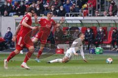 2.BL; Fortuna Düsseldorf - FC Ingolstadt 04; Dominik Franke (3 FCI) Foul von Piotrowski Jakub (8 DUS) Hoffmann Andre (3 DUS)