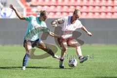 2. Frauen-Bundesliga; FC Ingolstadt 04 - SC Sand; Fischer Milena (6 Sand) Frizberg Teresa (26 FCI)